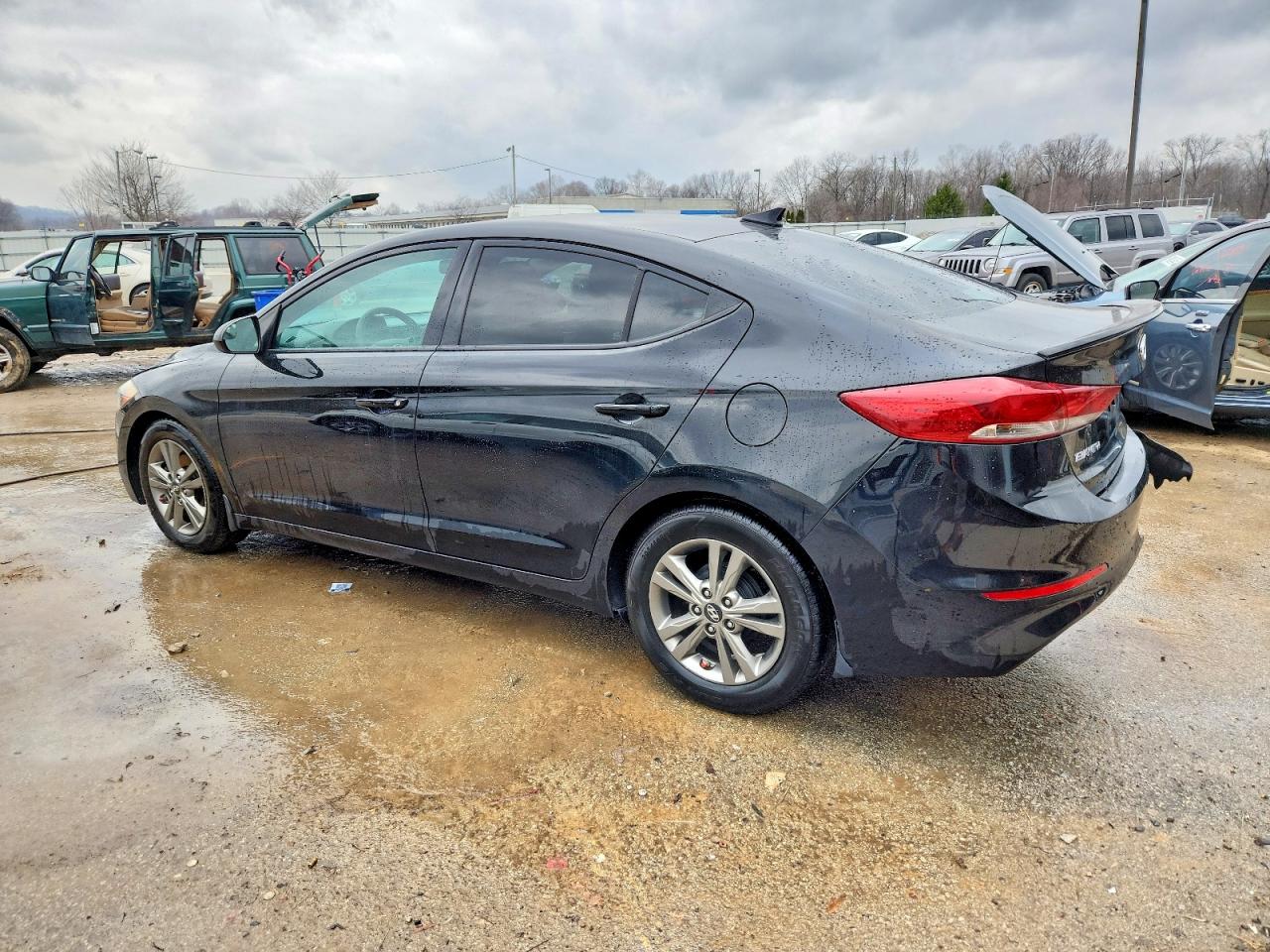 2017 HYUNDAI ELANTRA SE photo 3