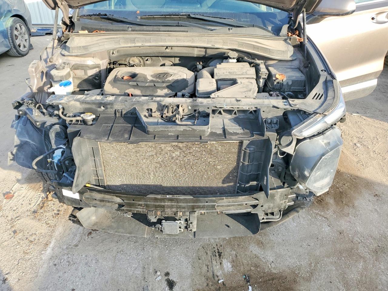 2019 HYUNDAI SANTA FE photo 12