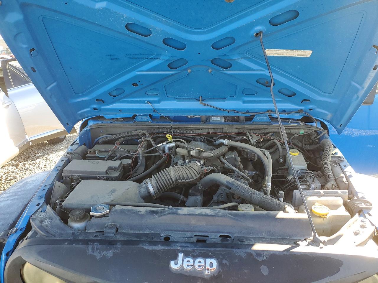 2011 JEEP WRANGLER SPORT photo 12