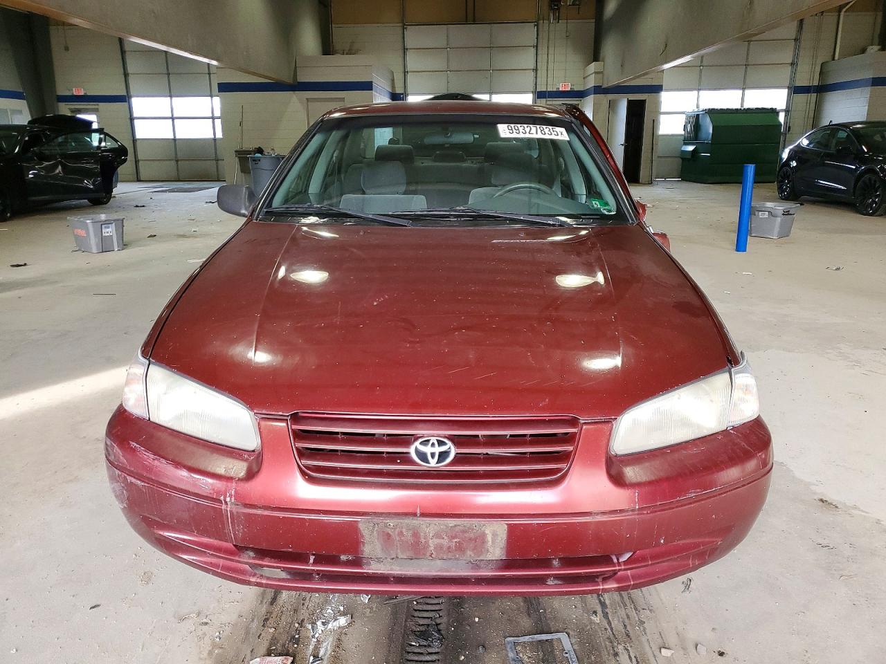 1999 TOYOTA CAMRY LE photo 5