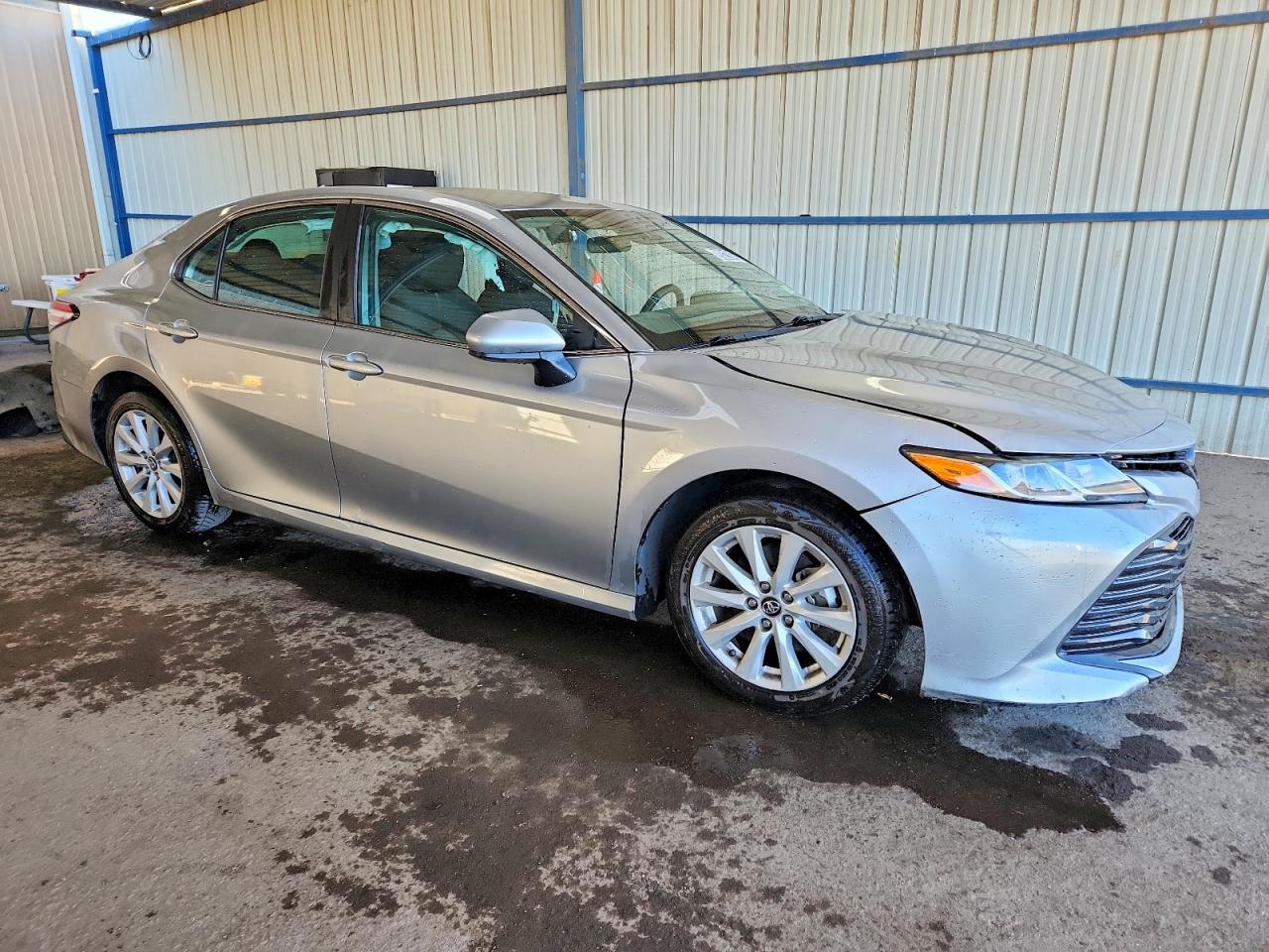 2019 TOYOTA CAMRY L photo 4