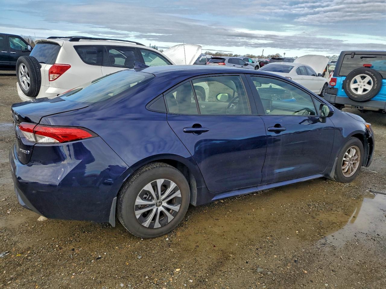 2022 TOYOTA COROLLA LE photo 5