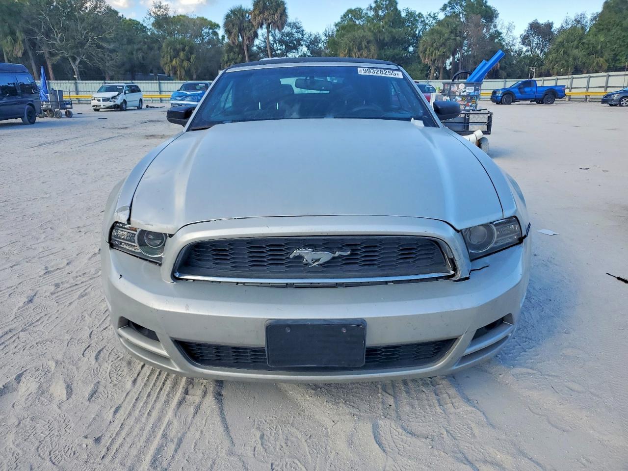 2014 FORD MUSTANG photo 5