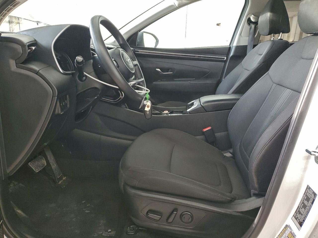 2024 HYUNDAI TUCSON SEL photo 19