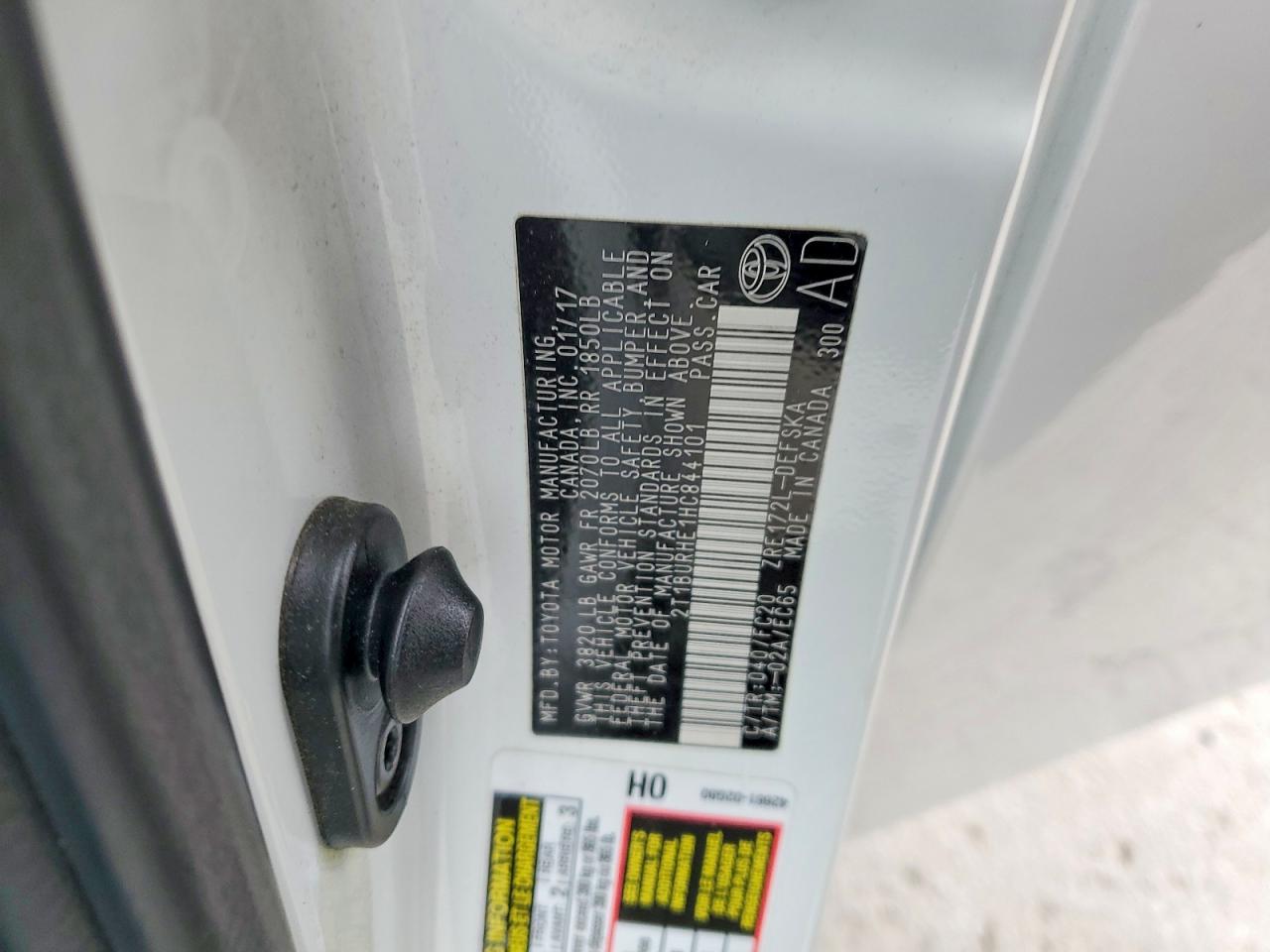 2017 TOYOTA COROLLA L photo 12