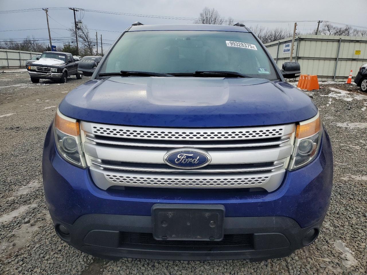 2015 FORD EXPLORER XLT photo 9