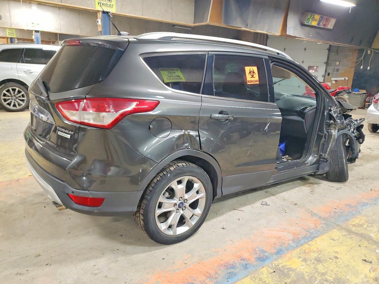 2016 FORD ESCAPE TITANIUM photo 3