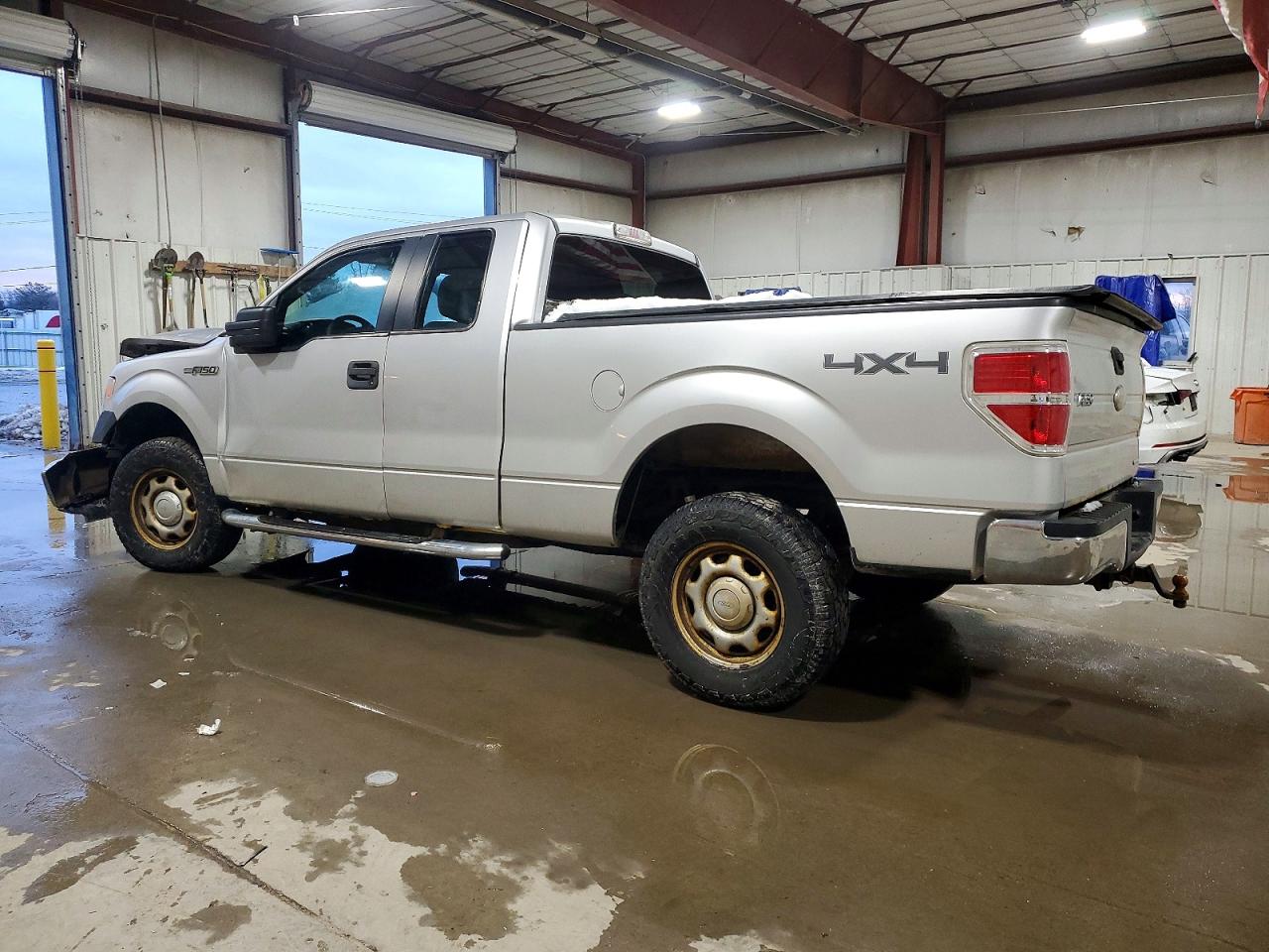 2011 FORD F150 SUPER CAB photo 2