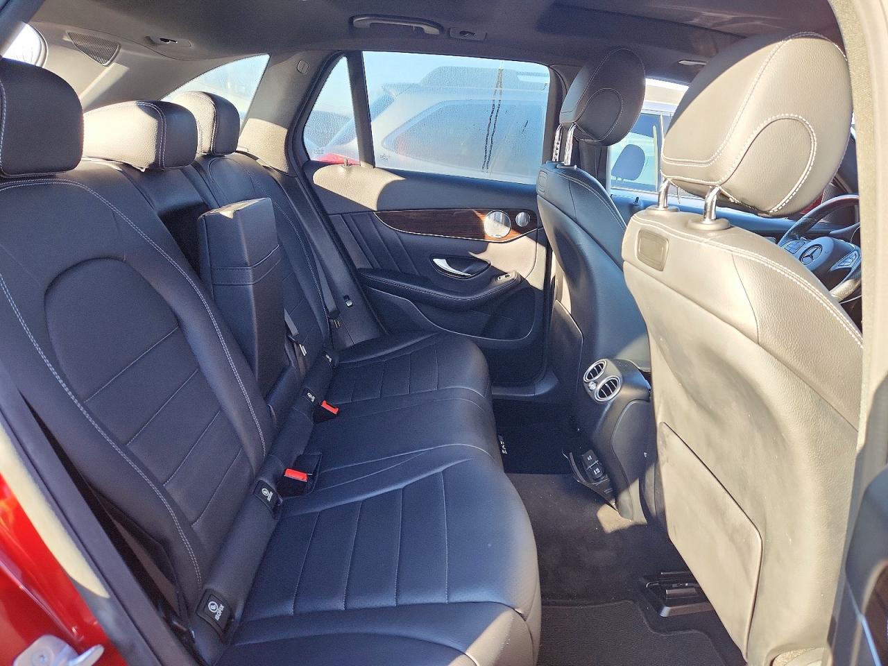 2018 MERCEDES-BENZ GLC 300 4MATIC photo 10