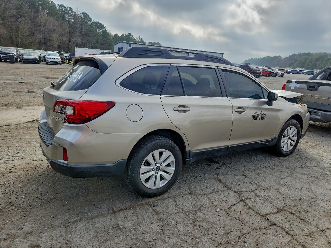 2015 SUBARU OUTBACK 2.5I PREMIUM photo 3
