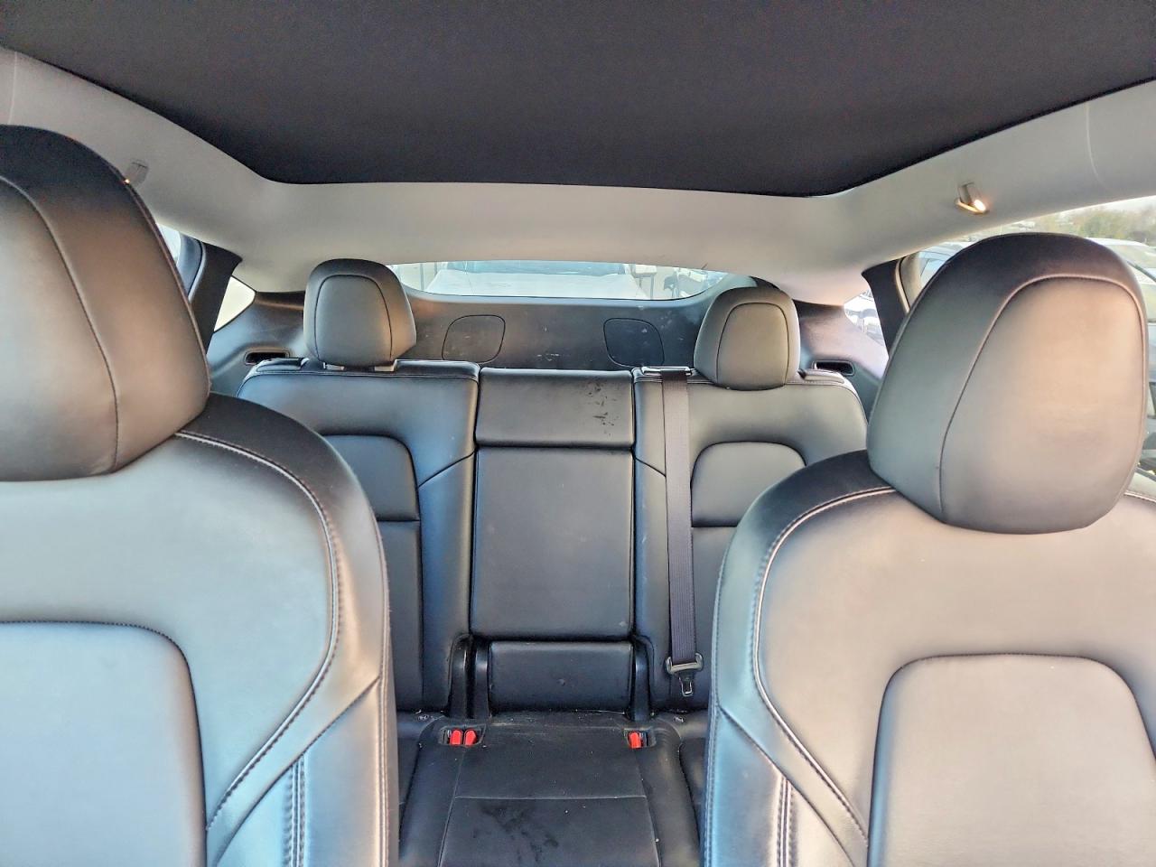 2021 TESLA MODEL Y photo 10