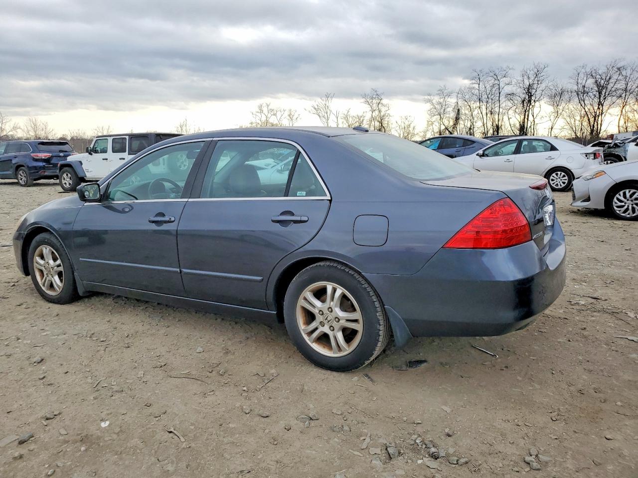 2007 HONDA ACCORD photo 2