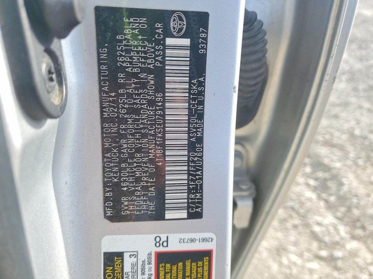 2014 TOYOTA CAMRY L photo 13