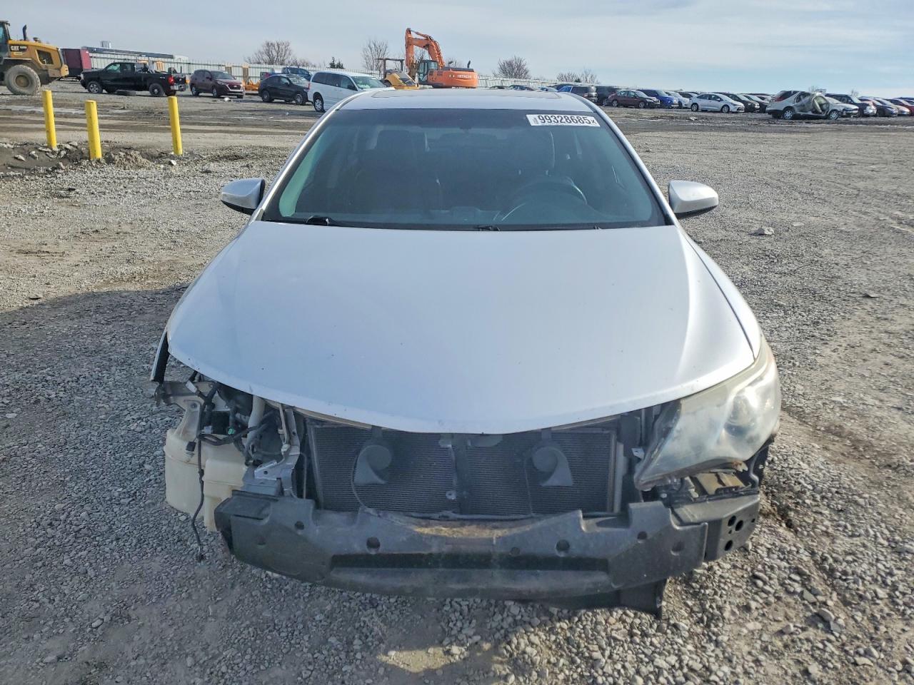 2014 TOYOTA CAMRY L photo 5