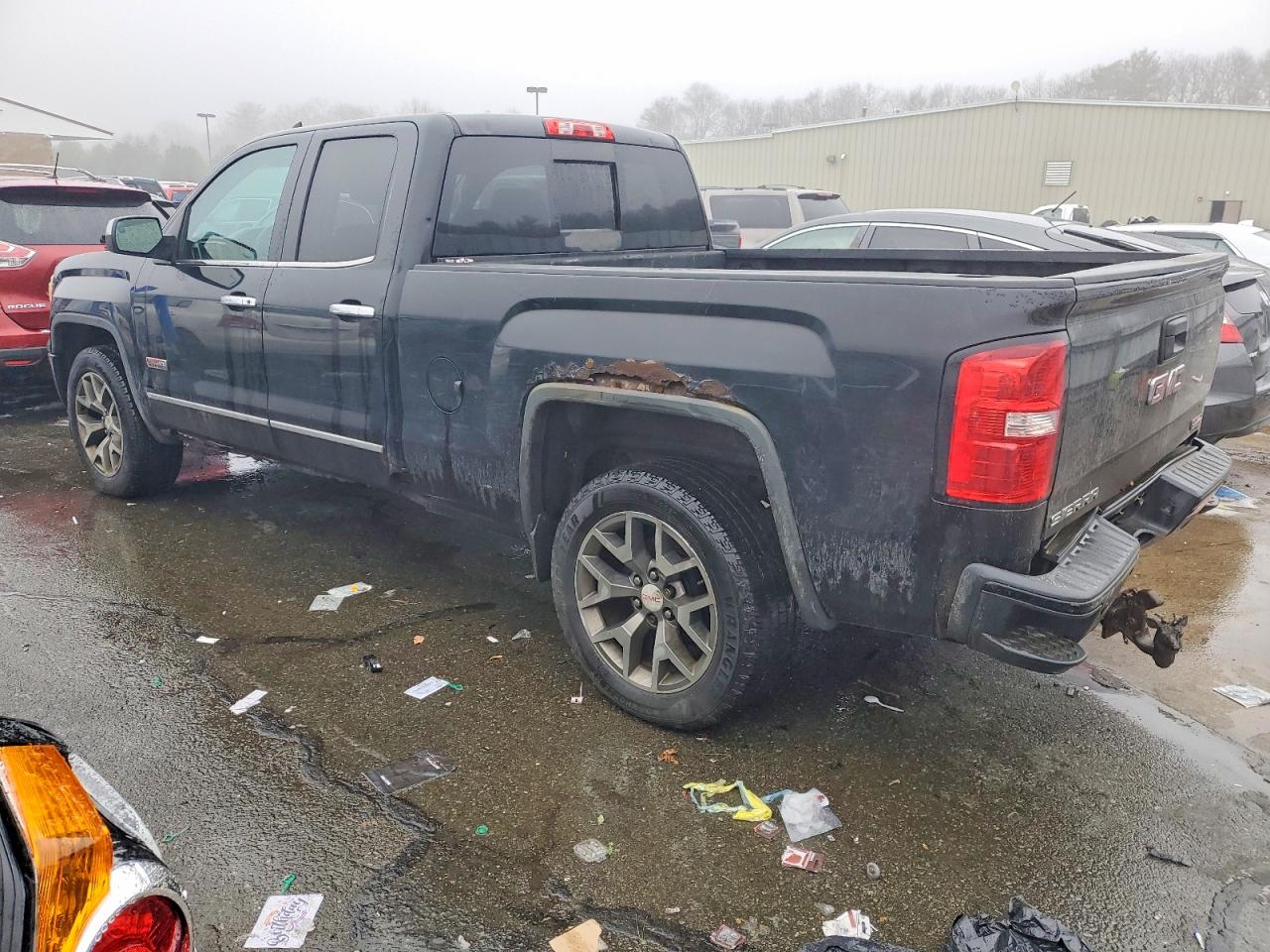 2015 GMC SIERRA K1500 SLE photo 2