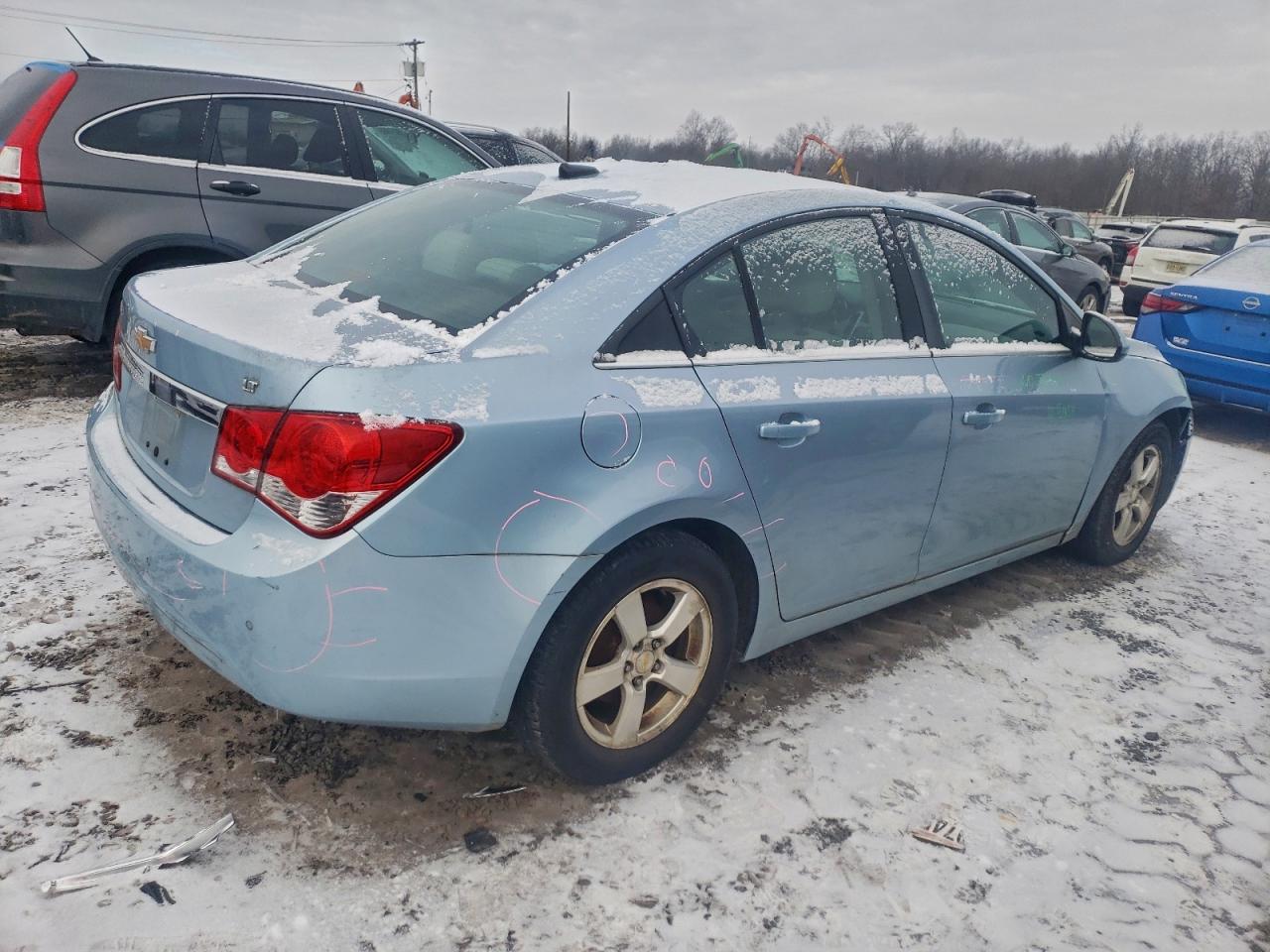 2011 CHEVROLET CRUZE LT photo 3