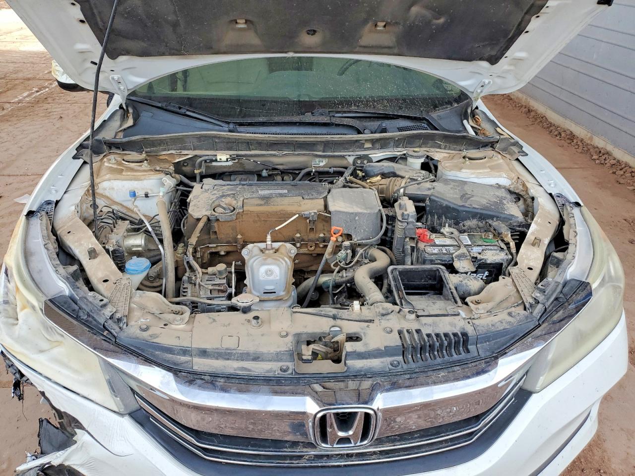 2016 HONDA ACCORD LX photo 11