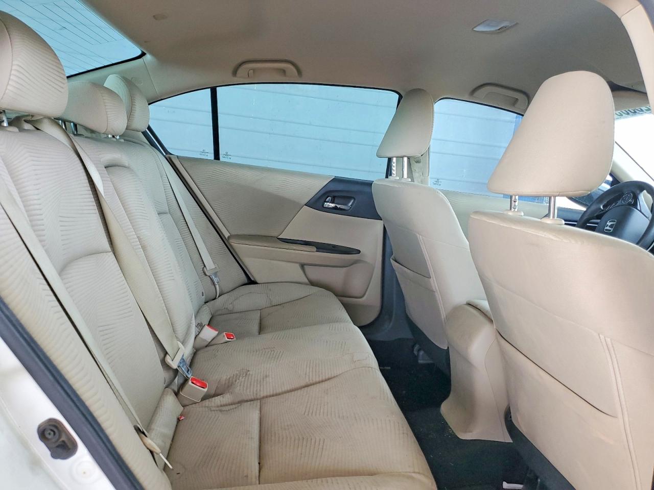 2016 HONDA ACCORD LX photo 10