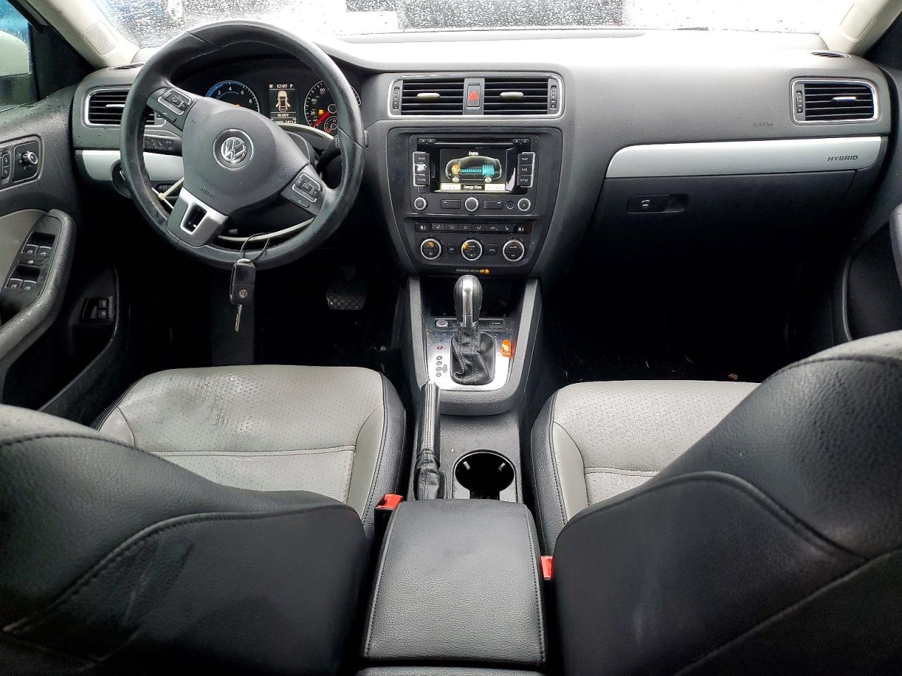 2013 VOLKSWAGEN JETTA HYBRID photo 8