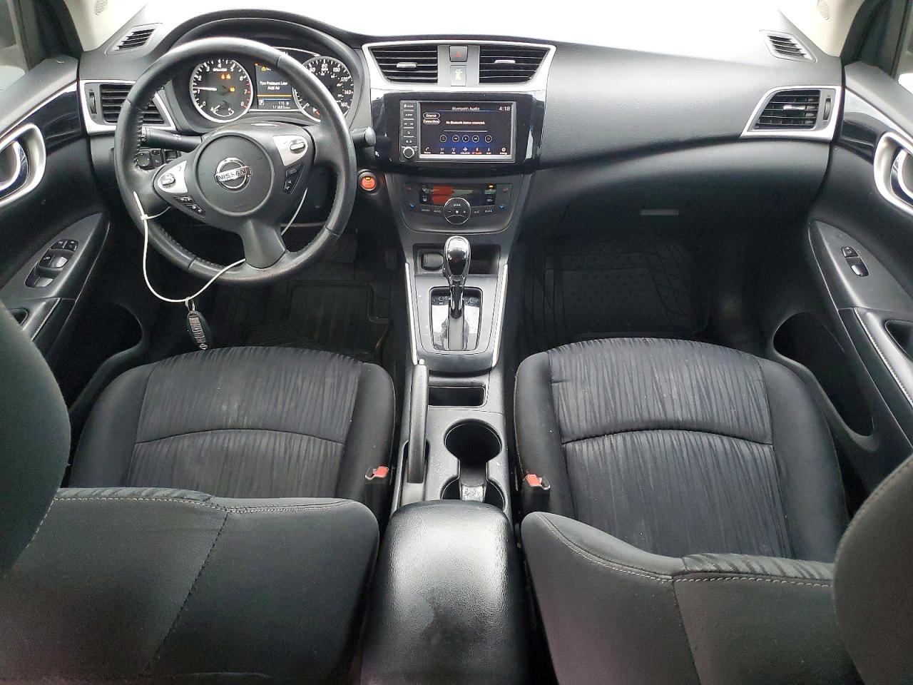 2019 NISSAN SENTRA S photo 8