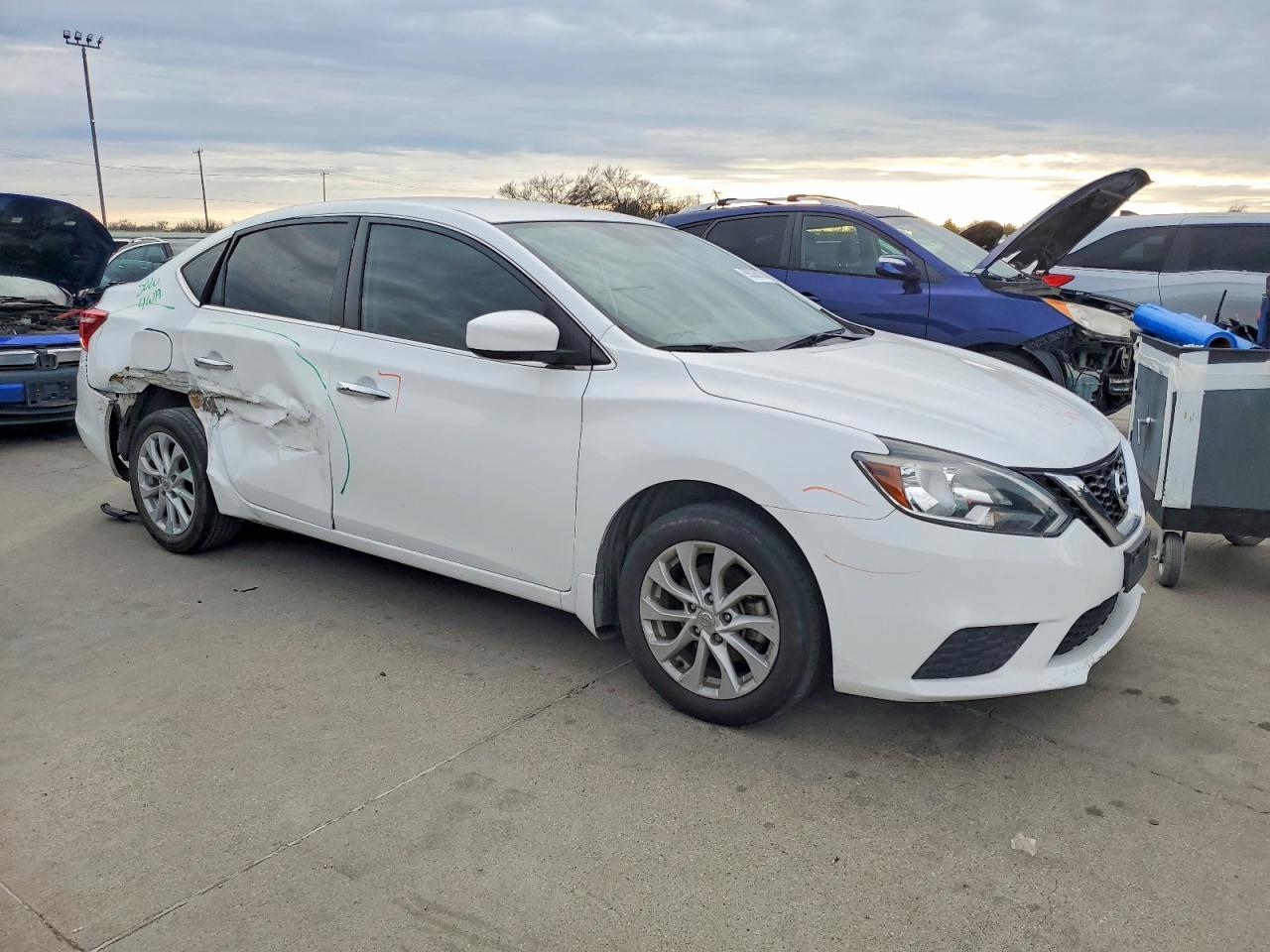 2019 NISSAN SENTRA S photo 4
