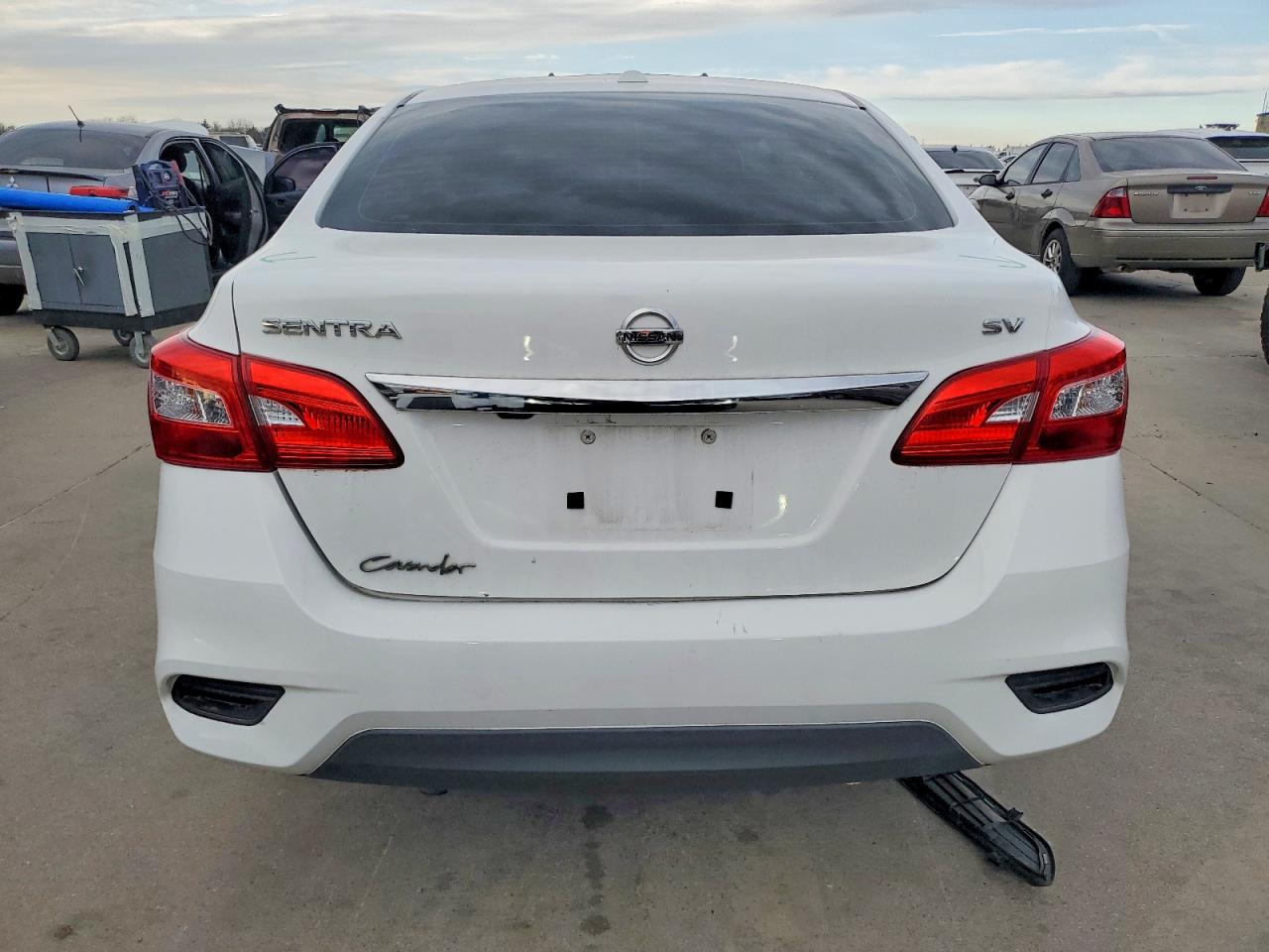 2019 NISSAN SENTRA S photo 6