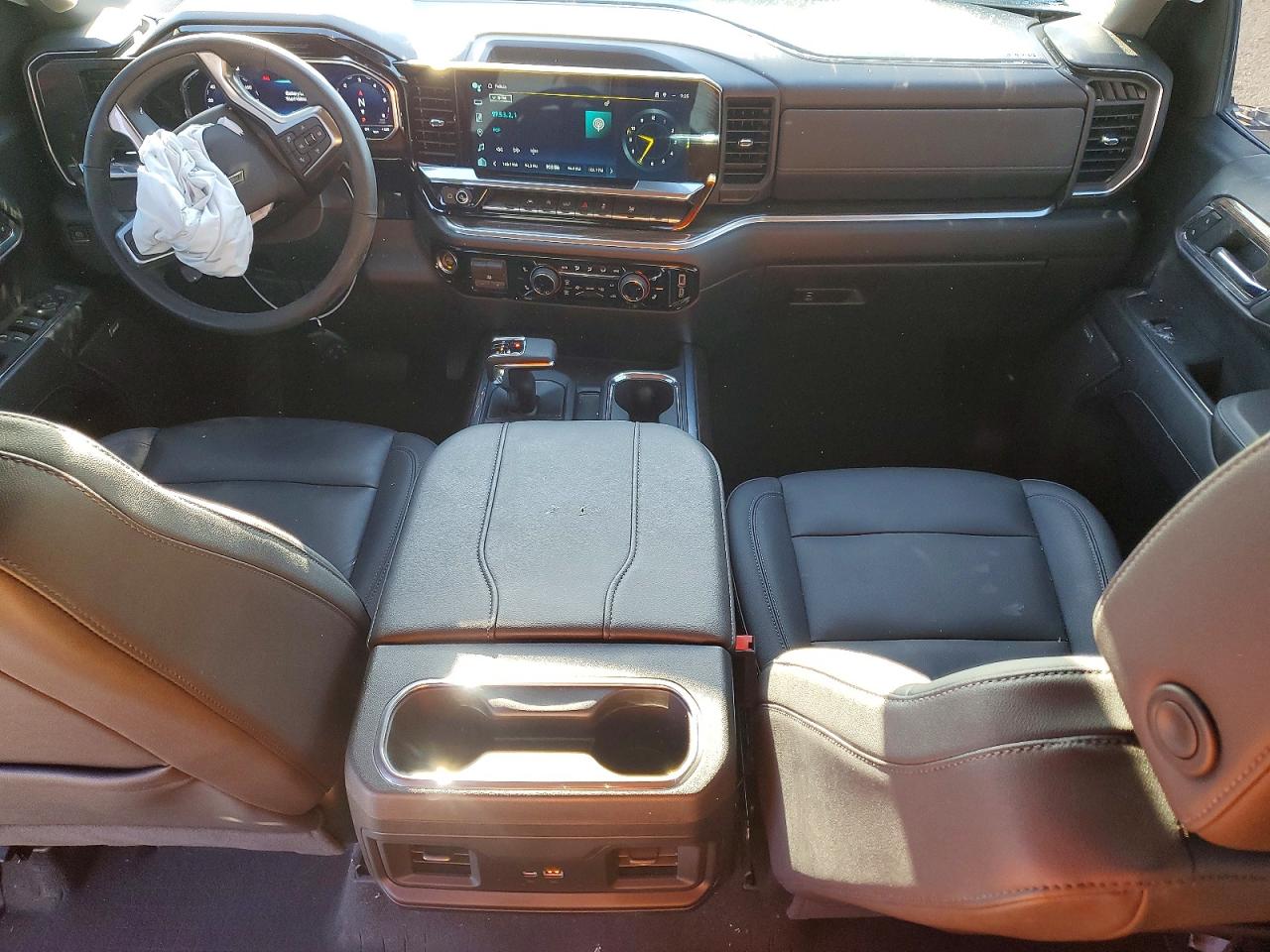 2024 CHEVROLET SILVERADO K1500 RST photo 15