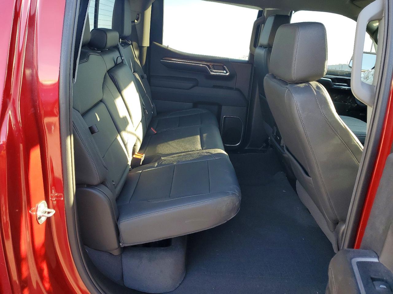 2024 CHEVROLET SILVERADO K1500 RST photo 19