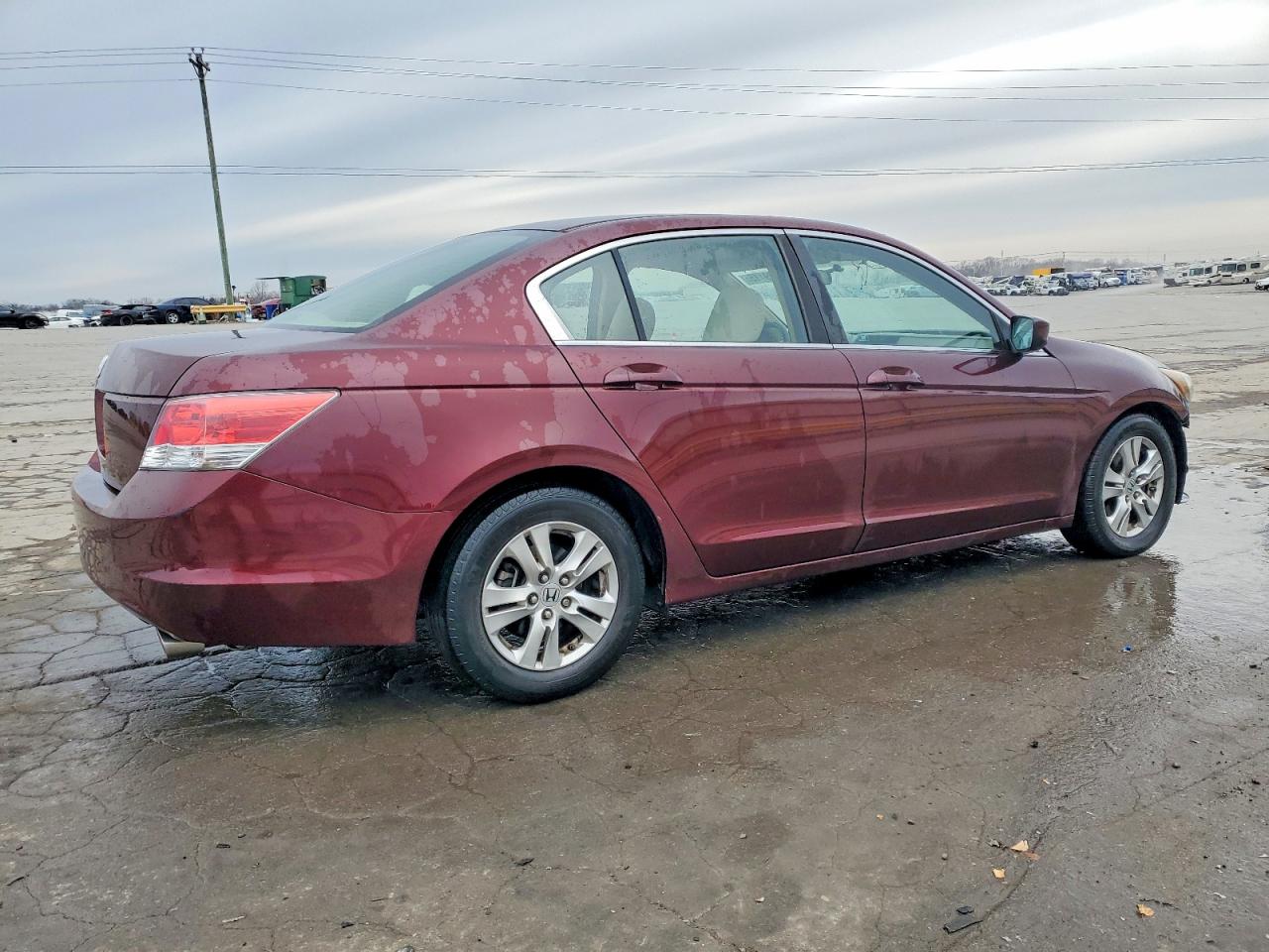 2010 HONDA ACCORD LXP photo 5