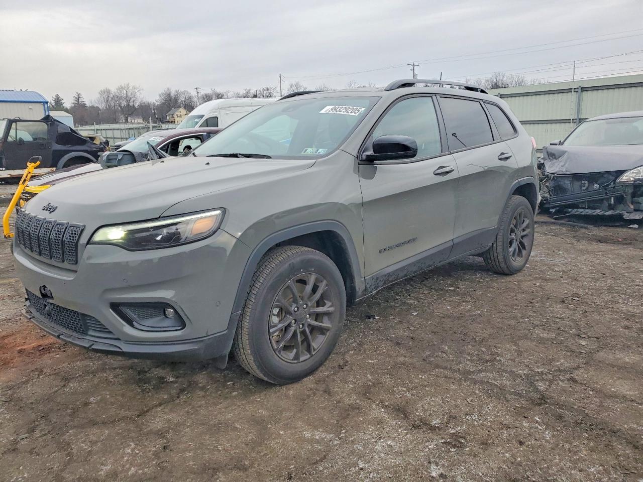 2023 JEEP CHEROKEE