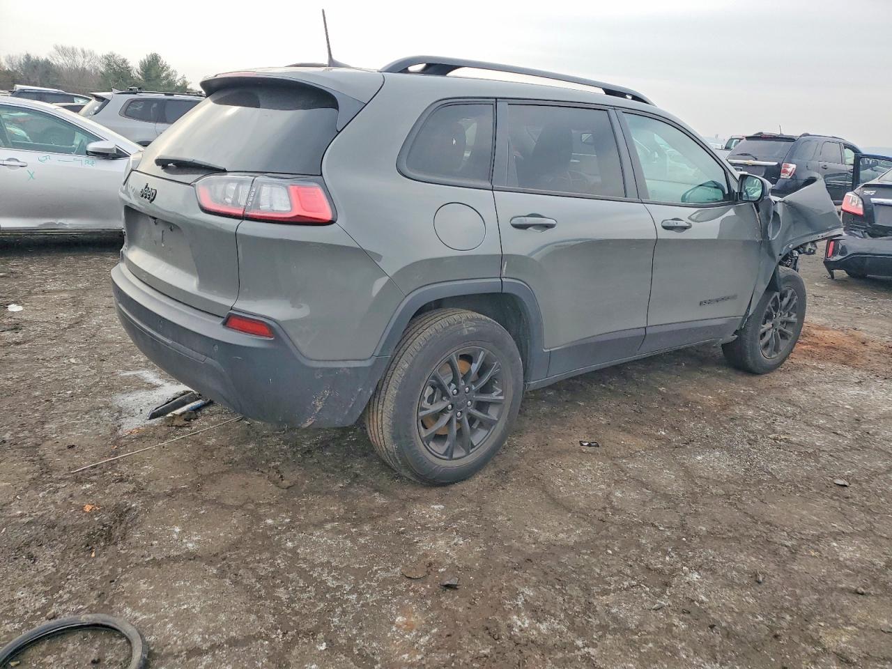 2023 JEEP CHEROKEE ALTITUDE LUX photo 3
