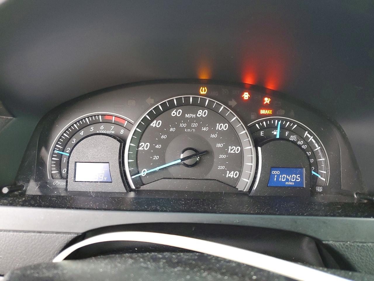 2015 TOYOTA CAMRY LE photo 9