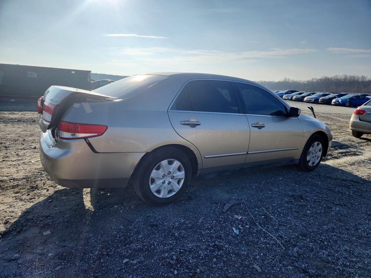 2003 HONDA ACCORD LX photo 3