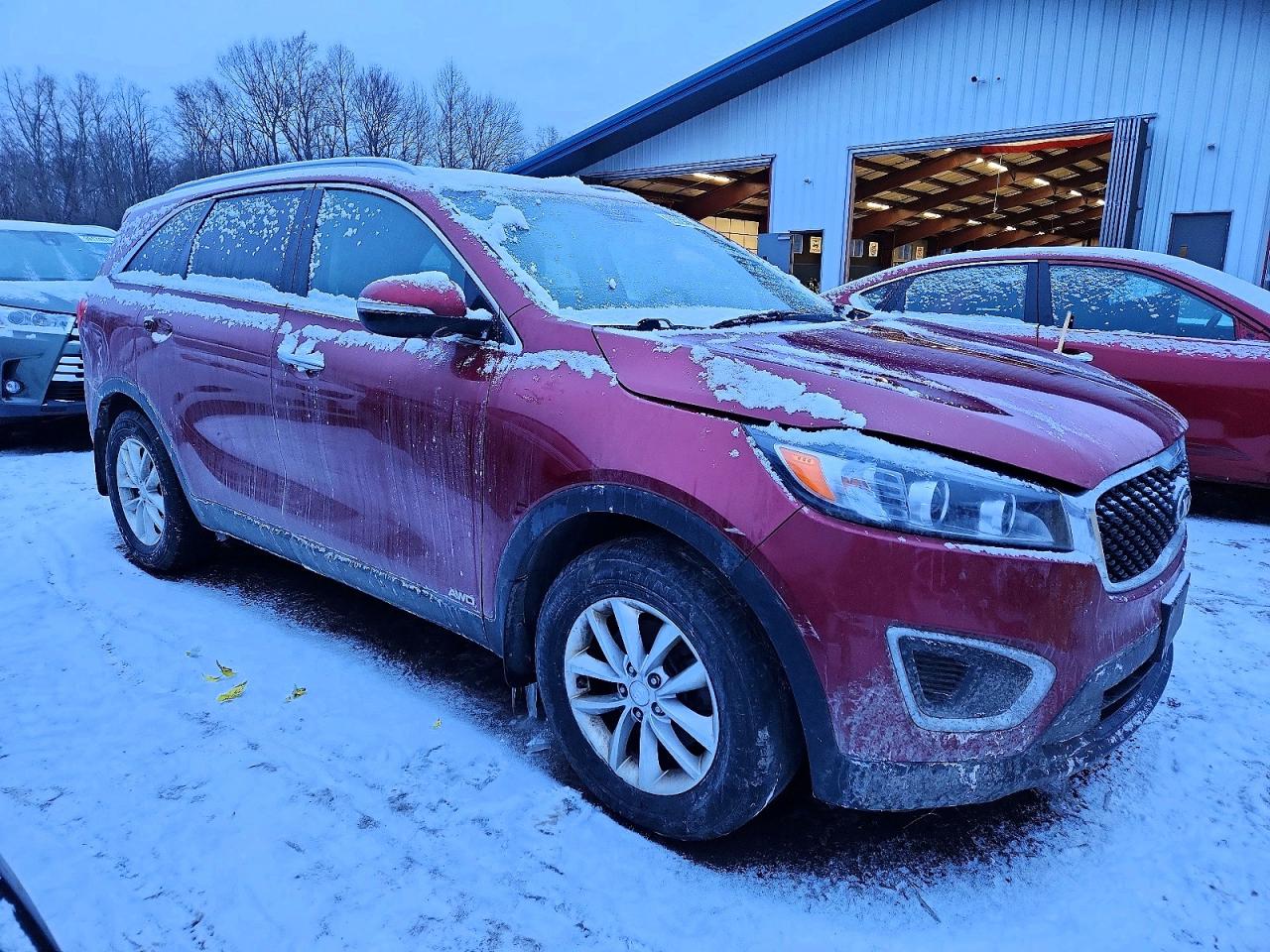 2017 KIA SORENTO LX photo 4