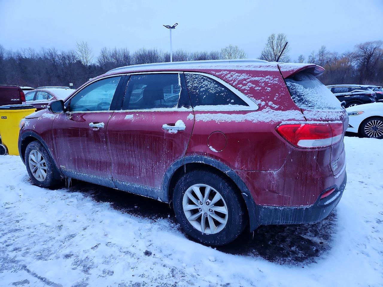 2017 KIA SORENTO LX photo 2