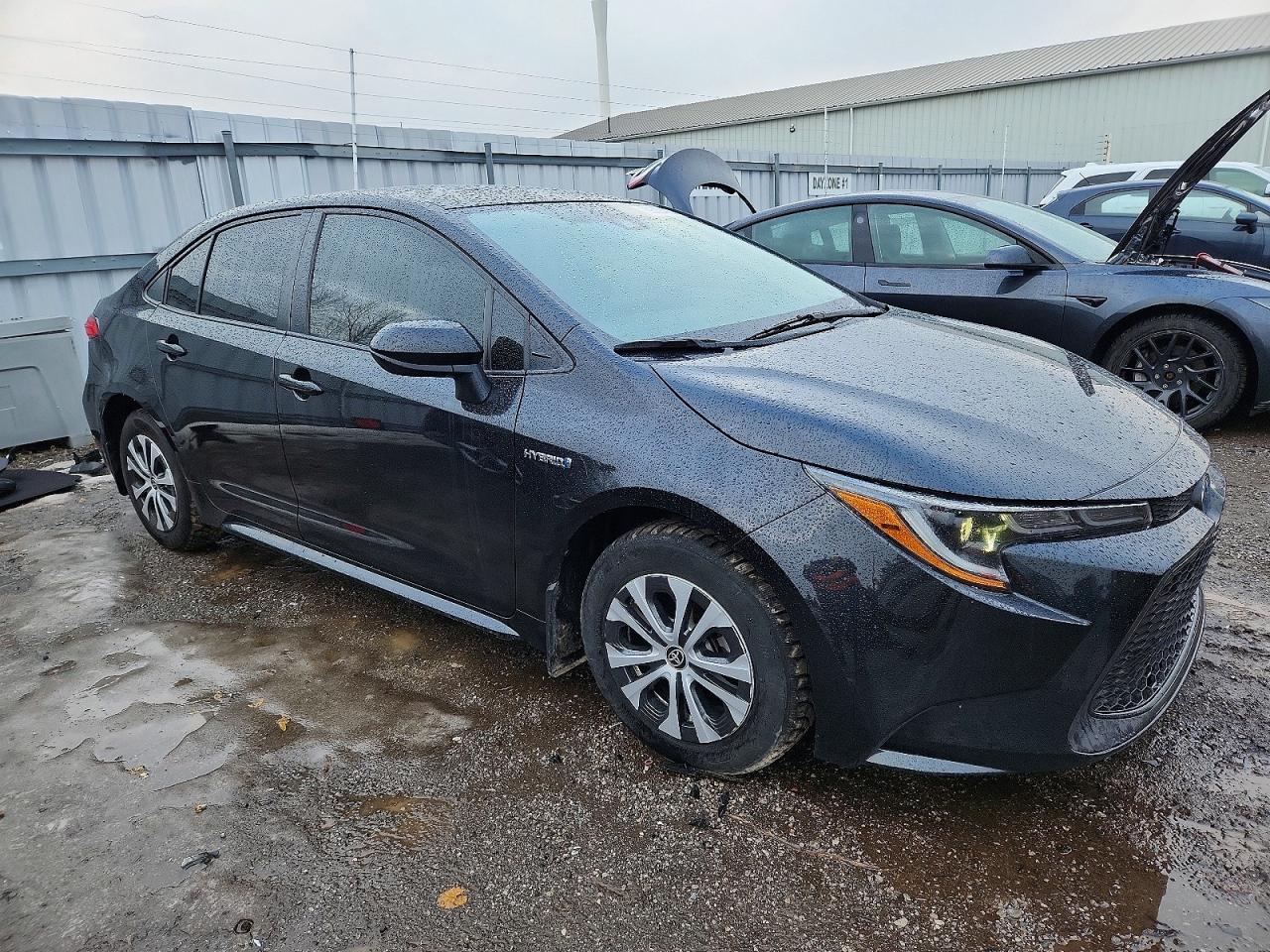 2021 TOYOTA COROLLA photo 4