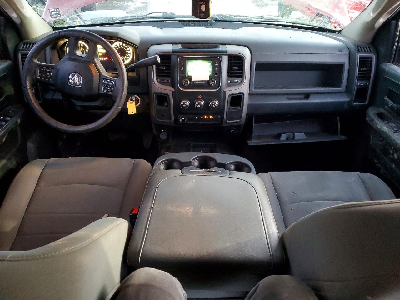 2017 RAM 2500 ST photo 8