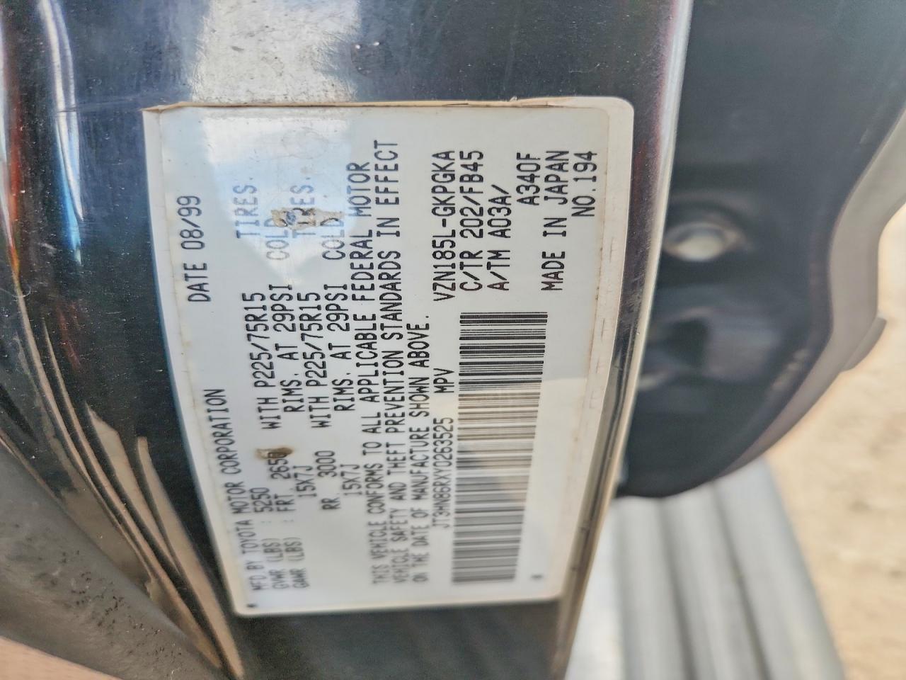 2000 TOYOTA 4RUNNER SR5 photo 12