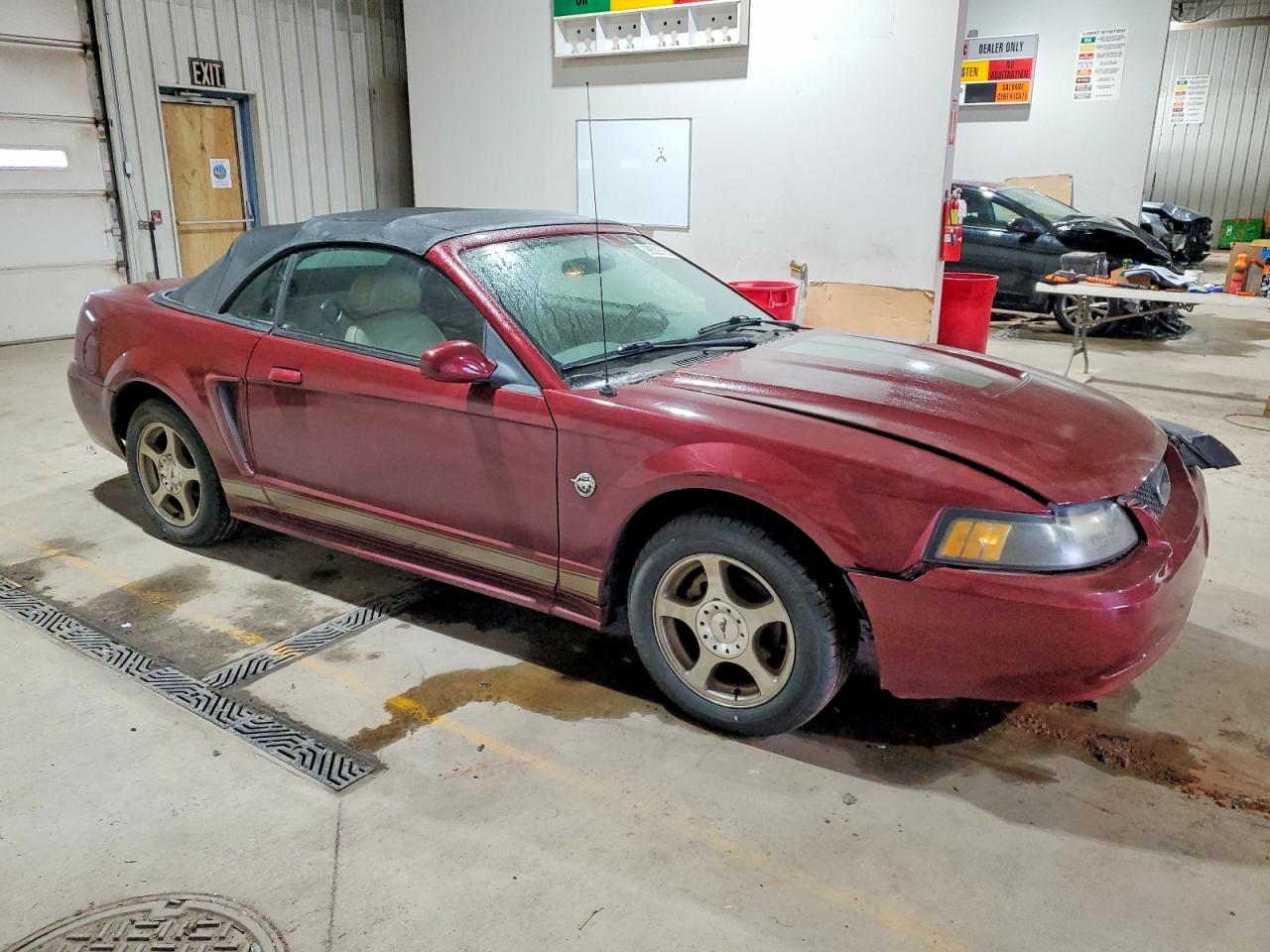 2004 FORD MUSTANG photo 7