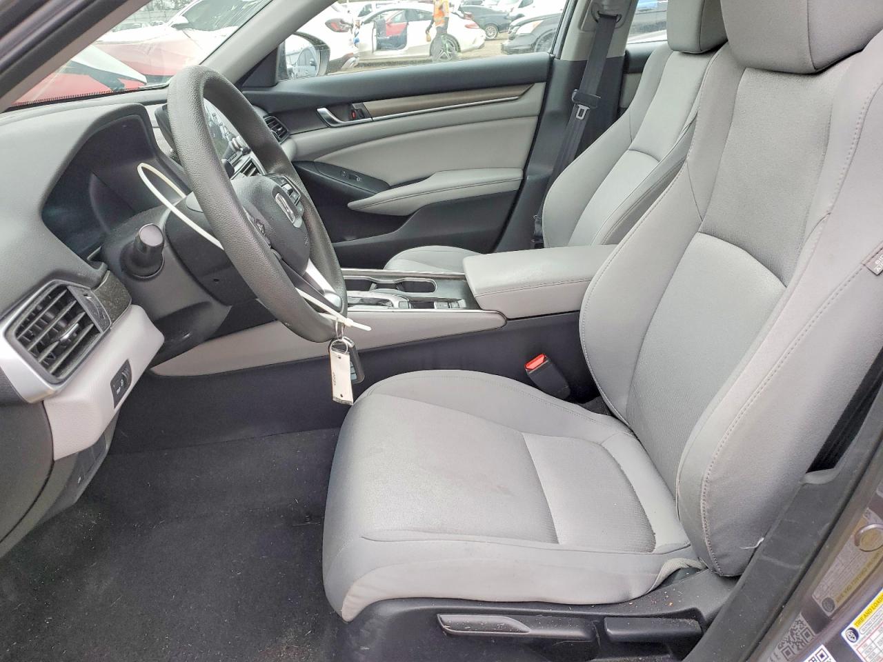 2018 HONDA ACCORD LX photo 7