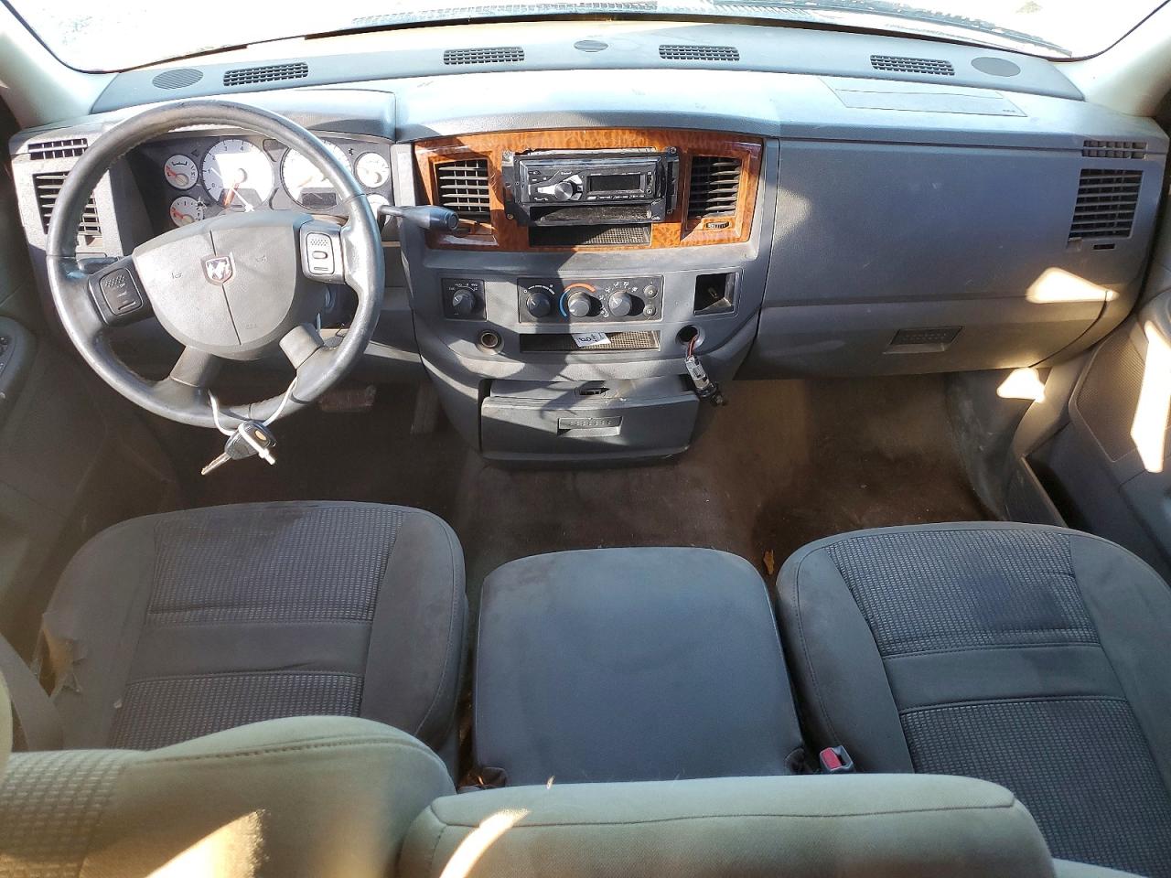 2006 DODGE RAM 1500 ST photo 8