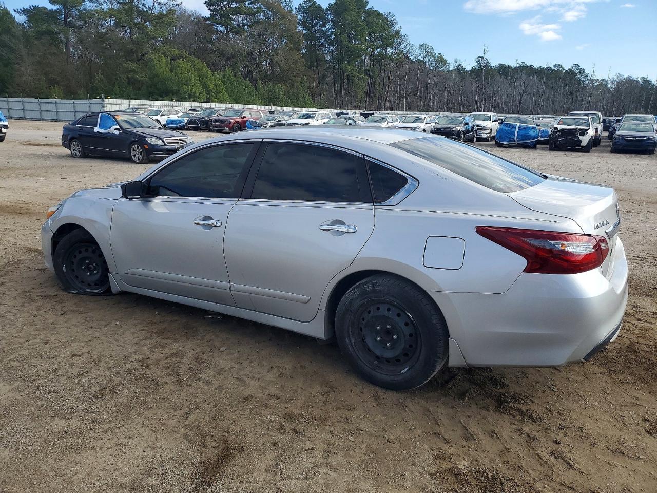 2018 NISSAN ALTIMA 2.5 photo 2