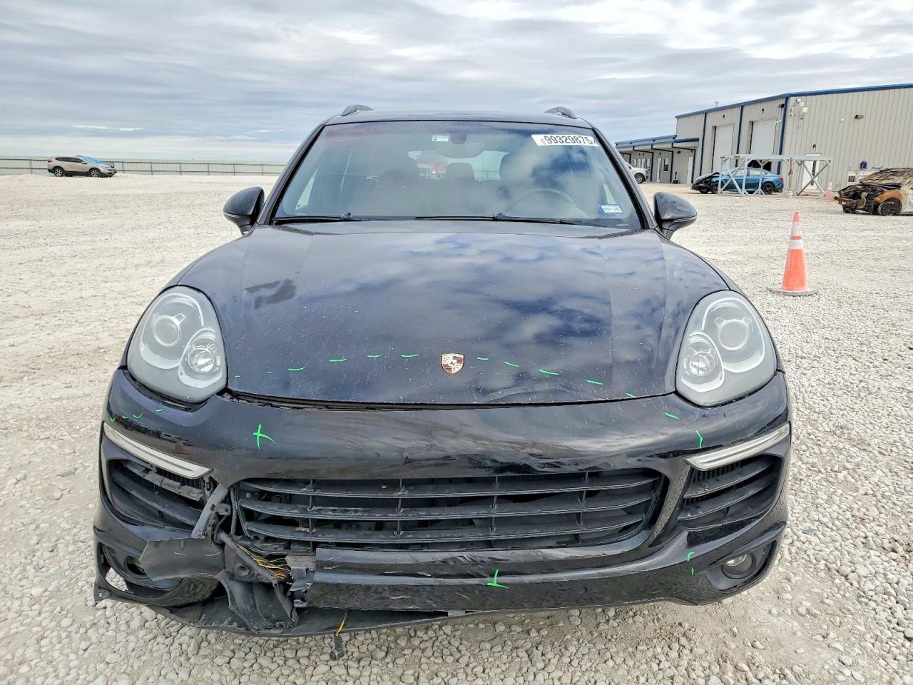 2016 PORSCHE CAYENNE S photo 5