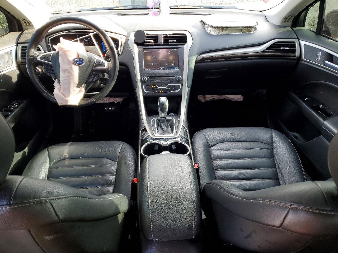 2016 FORD FUSION SE photo 22