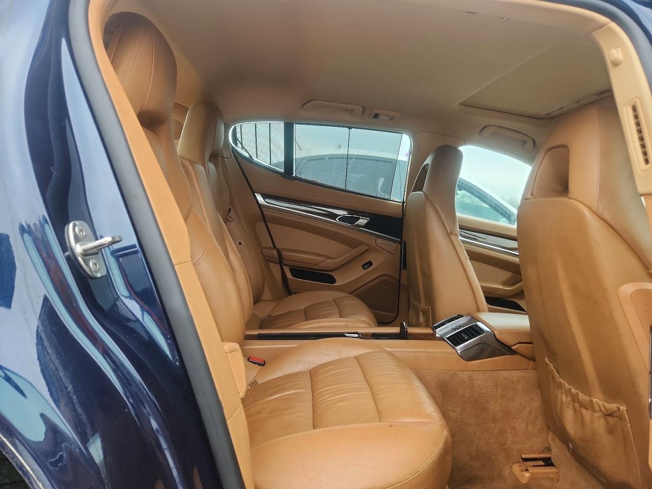 2012 PORSCHE PANAMERA 2 photo 10