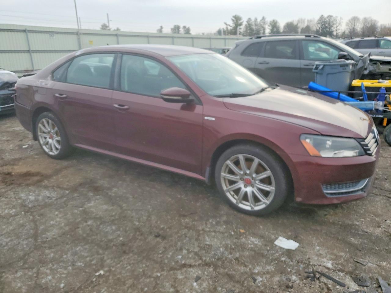 2012 VOLKSWAGEN PASSAT S photo 4