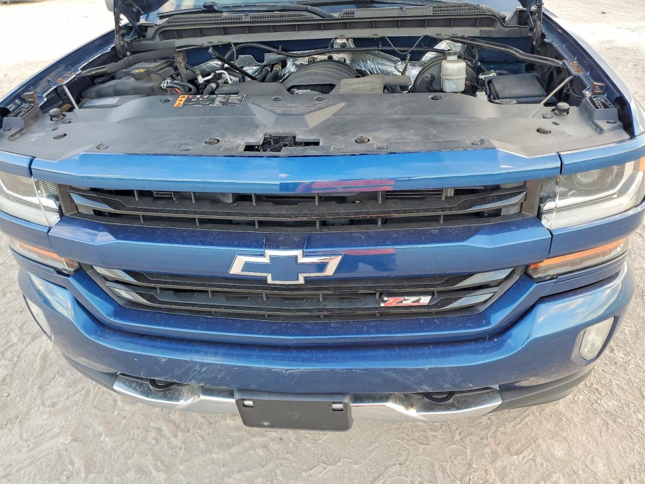 2018 CHEVROLET SILVERADO K1500 LT photo 11