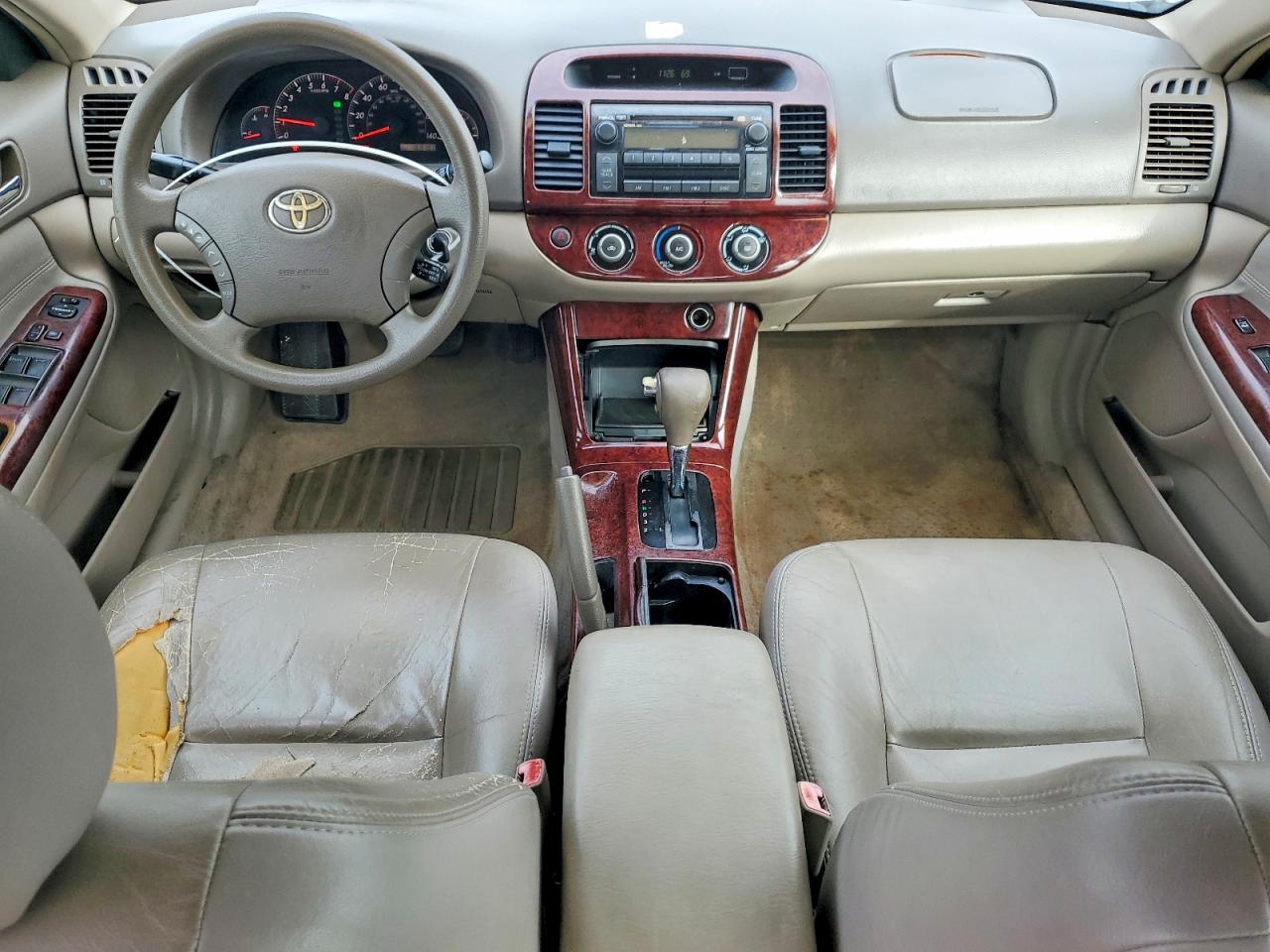 2005 TOYOTA CAMRY LE photo 8