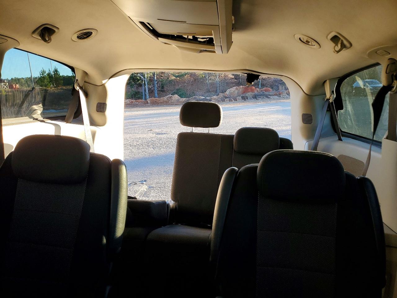2008 DODGE GRAND CARAVAN SXT photo 10