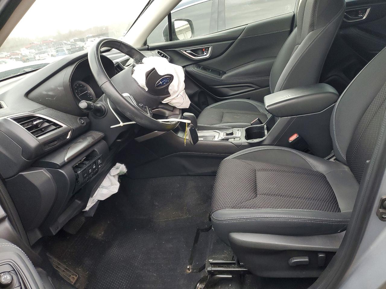 2022 SUBARU FORESTER PREMIUM photo 7